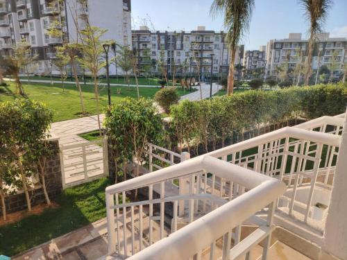 Μπαλκόνι ή βεράντα στο Cozy Furnished apartment in new Cairo