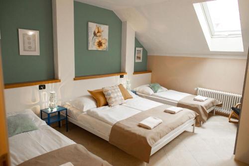 Legerova 33 Apartments