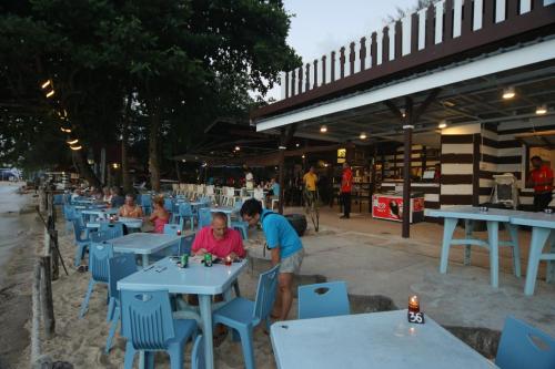Restoran või mõni muu söögikoht majutusasutuses The Barat Perhentian