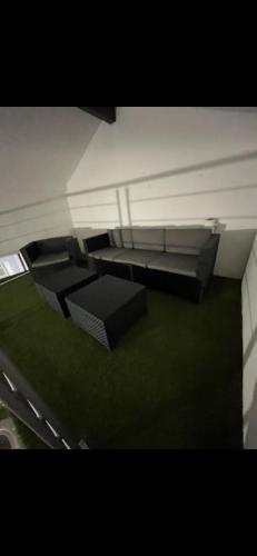 Cette chambre avec vue dispose de 2 lits. dans l'établissement Appartement cosy et sublime, à Lyon