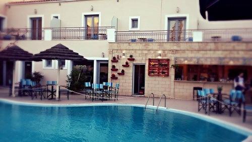 Gallery image of Oasis Hotel in Skála