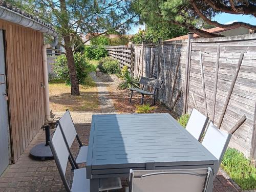 Maison de Charme Proche Plage et Commerces, 5 Pers. - FR-1-476-232
