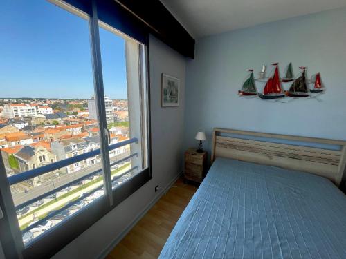 Face Océan : T3 au 9ème avec Balcon-Terrasse, Centre Plage et Ville, Tout Confort