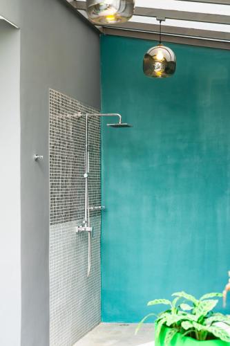 Salle de bains dans l'établissement WET hotel - Adults Only