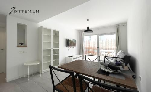 Bristol Beach 40B Zen Premium by B-Rent