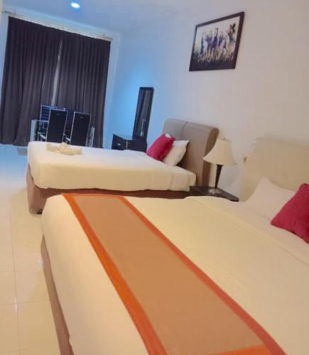 Φωτογραφία από το άλμπουμ του Grand Royal Makati Hotel σε Taliwang