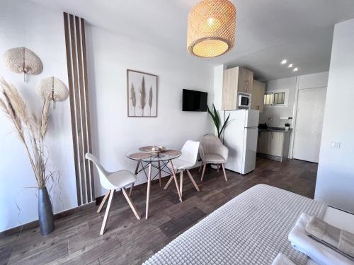 Style & comfort in Benalmádena - Pool available seasonally