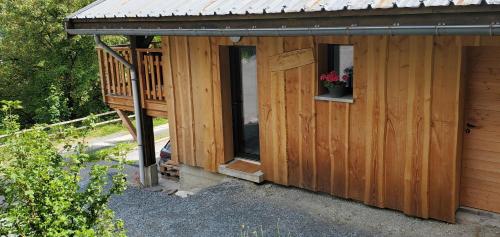 Appartement tout confort avec balcon et coin terrasse