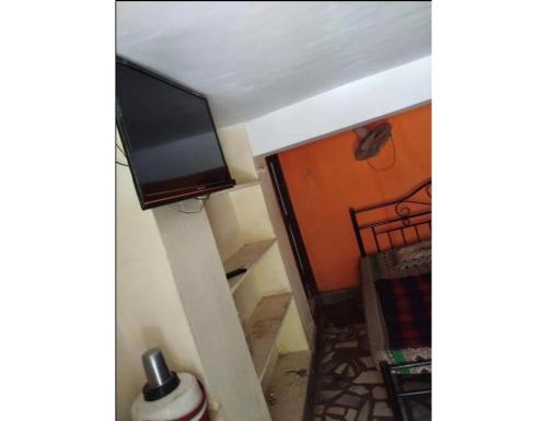 TV a/nebo společenská místnost v ubytování Hotel Kapil, Mount Abu