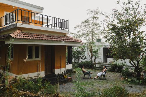 Taman di luar Namastay - Haritha Thara