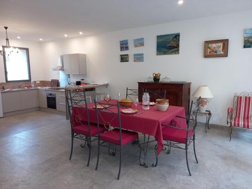 maison de village avec patio