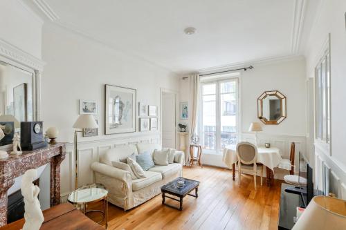 Stunning Parisian 1BR Flat near Sacré-Cœur