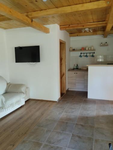 Μια τηλεόραση ή/και κέντρο ψυχαγωγίας στο Lodge Morava 2