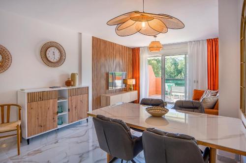 Newly renovated apartment Casares Costa