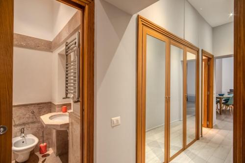 Agnello Apartment