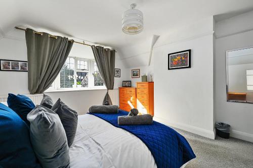 Katil atau katil-katil dalam bilik di Finest Retreats - 19, South Way