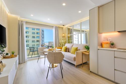 WintowinRentals Luxury apartment in HOTEL OCEAN HOUSE