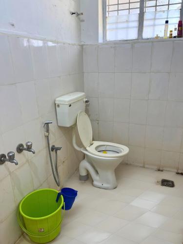 Ένα μπάνιο στο Service apartment at fort kochi