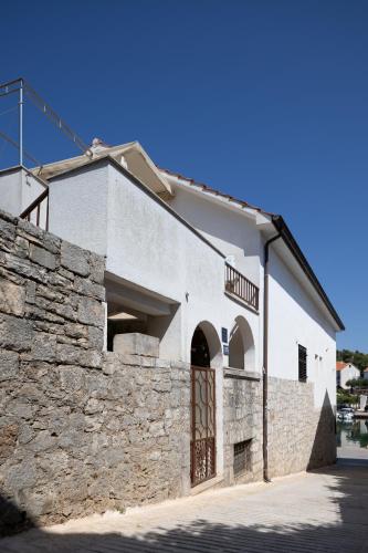 Gallery image of Apartments Damjanic Jerko in Vrboska