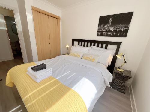 Quiet 2 bedrooms and 2 bathrooms with free parking photo 11