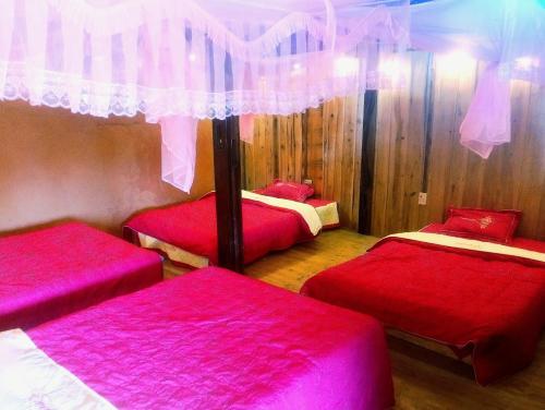 Postel nebo postele na pokoji v ubytování Huy mán homestay