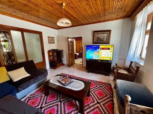 Gallery image of Castle View Traditional House in Gjirokastër in Gjirokastër