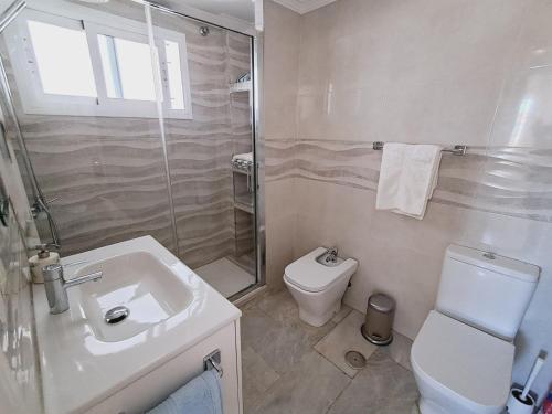 2 Bed with Pool Views Benalmadena