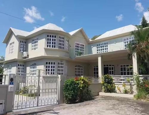 Villa Les Dauphins Lataniers