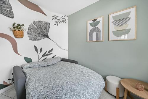 Photo de la galerie de l'établissement Studio rénové cosy metro Paris 2pers wifi, à Clichy