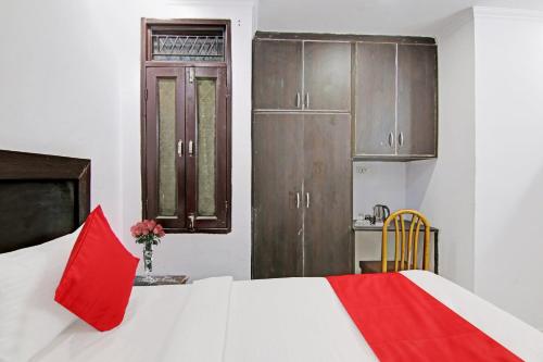 Postel nebo postele na pokoji v ubytování Hotel O Downtown