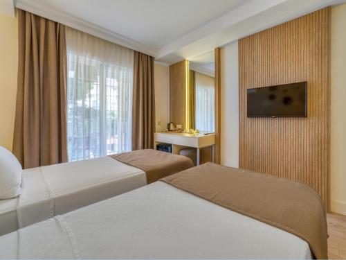 Μια τηλεόραση ή/και κέντρο ψυχαγωγίας στο Park Hotel