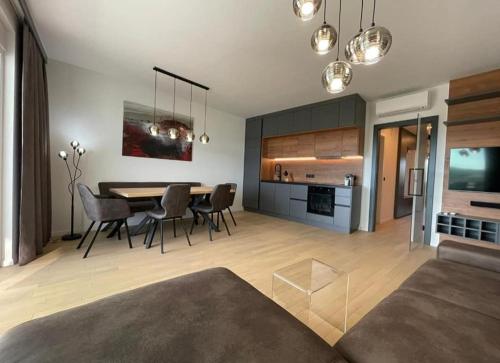 Exclusive Sea View Apartment