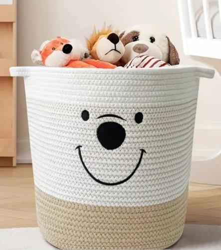 a white basket filled with stuffed teddy bears at Maison vue Mer Ile de Ré - Rivedoux-Plage - Villa Raie Manta - Ile de Ré - 4 chambres - 2 salles d eau - 1 à 8 personnes - Plage à pied in Rivedoux-Plage