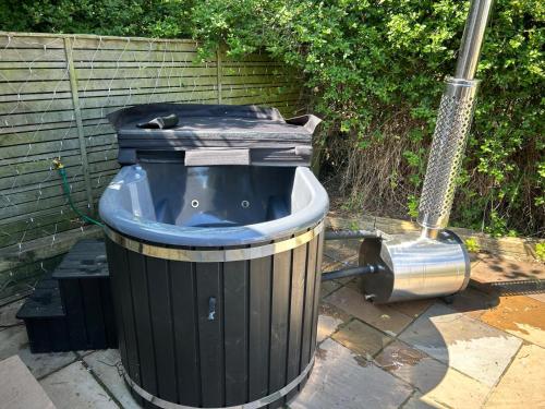 Φωτογραφία από το άλμπουμ του Elletson Park Wood fired Hot tubs, Caravans & Pods στο Πρέστον
