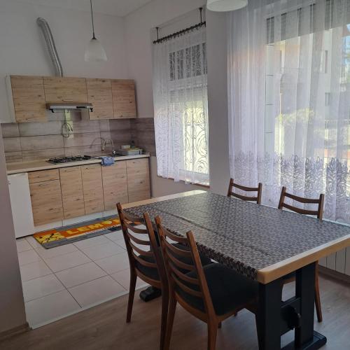 Apartament nad jeziorem Ryn (II)