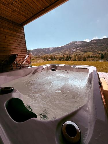 Nespecifikovaný výhled na hory nebo výhled na hory při pohledu z bed and breakfast