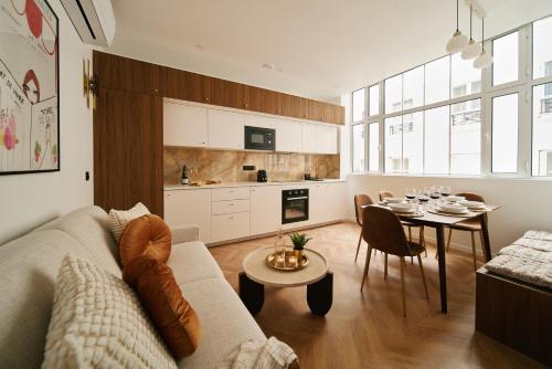 Lavie Maison Marais Sauna Hot Tub