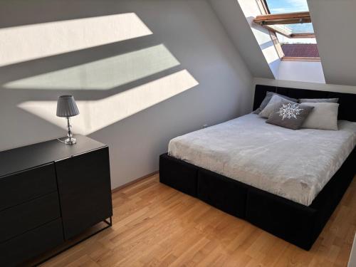 Postel nebo postele na pokoji v ubytování Mazury House