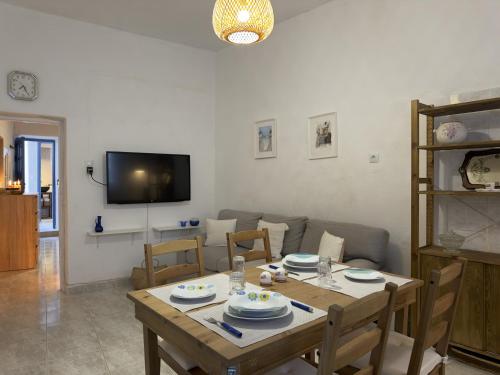 Gallery image of yiayia's Place in Chora Folegandros