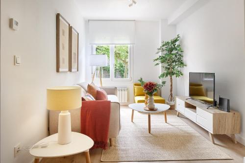 Zenna - The Rentals Collection