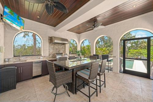 Dapur atau dapur kecil di Castle By The Sea