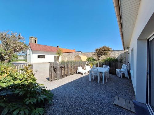 À la vie, à la mer.