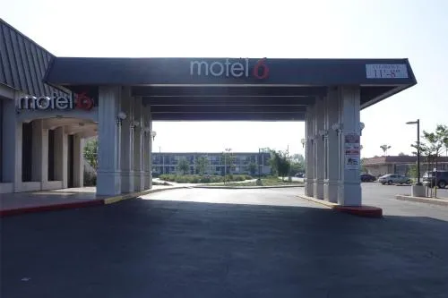 Motel 6-Claremont, CA in West Covina