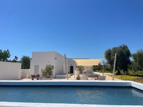 Bassein majutusasutuses Il Trullino või selle lähedal