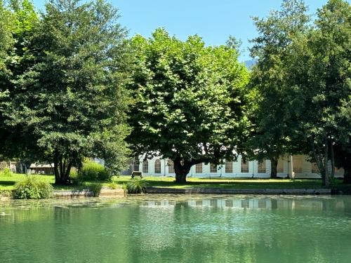 Gambar di galeri bagi Les Lodges du Lac di Saint-Alban-de-Montbel