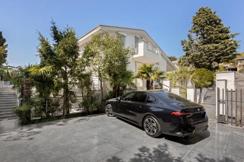 Το κτήριο όπου στεγάζεται  το διαμέρισμα