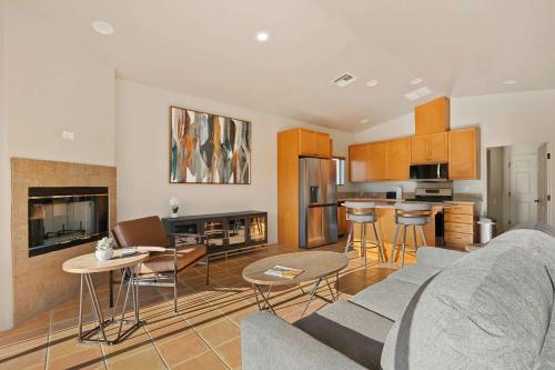 Η κουζίνα ή μικρή κουζίνα στο Casita 86153 - Sofa sleeper only