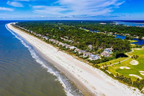 Gallery image of Pet Friendly, Patio, Close to Beach, QG515 in Hilton Head Island