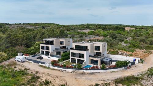 Luxury apartment 33