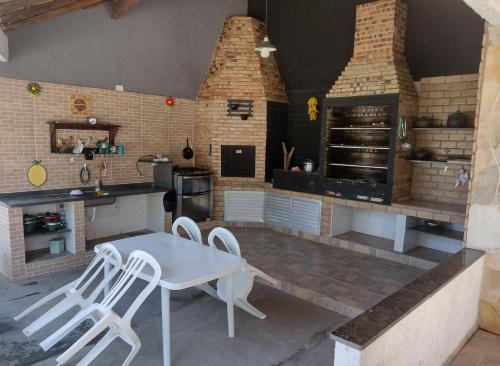 Kuchyň nebo kuchyňský kout v ubytování Casa Vista Lagoa